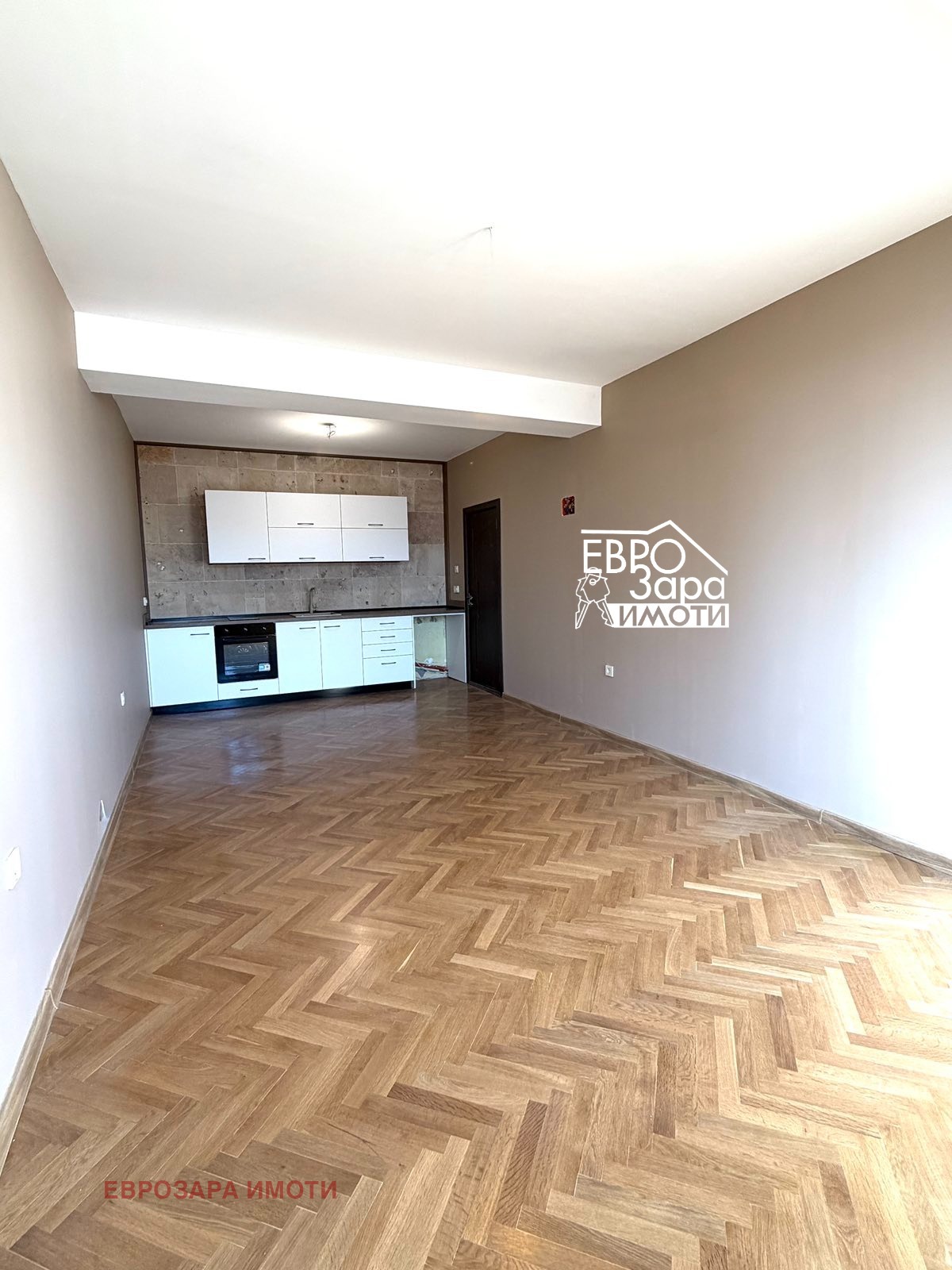 Продава 3-СТАЕН, гр. Стара Загора, Център, снимка 3 - Апартаменти - 53827717