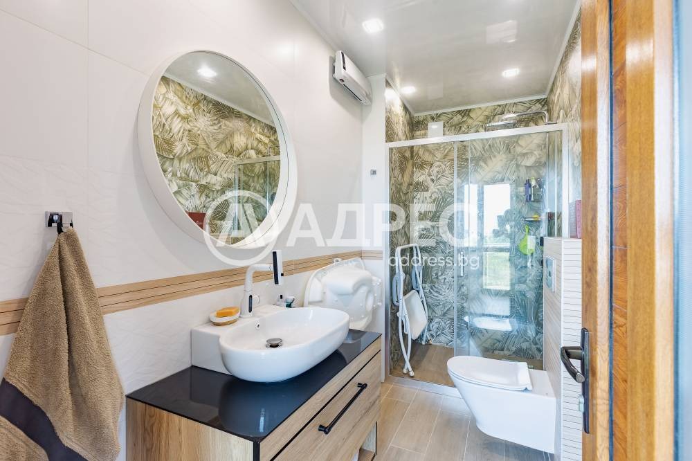 Продава КЪЩА, гр. Варна, Бриз, снимка 9 - Къщи - 55085985