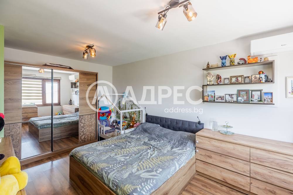 Продава КЪЩА, гр. Варна, Бриз, снимка 15 - Къщи - 55085985