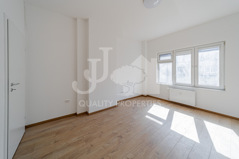 Продава 3-СТАЕН в град София, Център - 62 кв.м / 318 000 € » 621 953.94 лв., ДЖЕЙ И ДЖЕЙ КОРПОРЕЙШЪН ООД