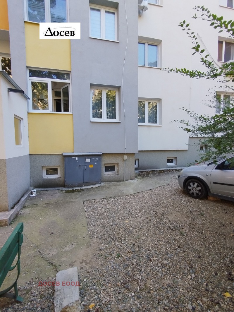 De vânzare  2 dormitoare Stara Zagora , Jeleznic - țentâr , 61 mp | 87642156