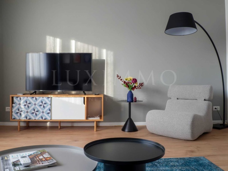 Продава 3-СТАЕН, гр. София, Център, снимка 3 - Апартаменти - 53431766