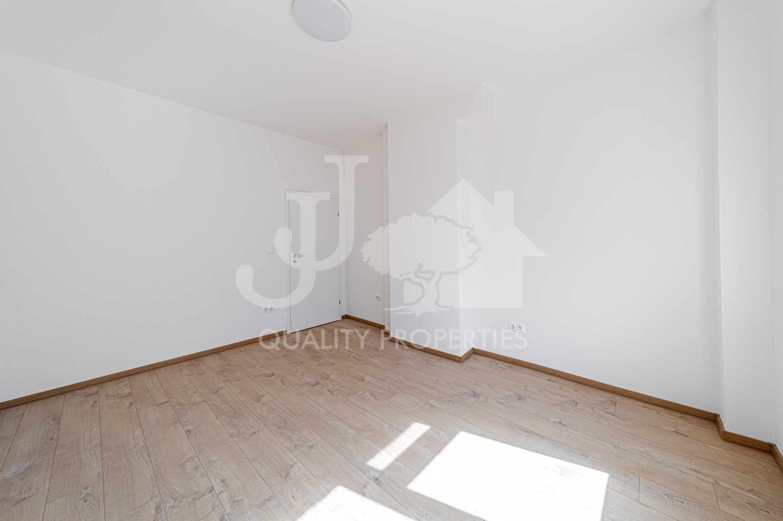 Продава 3-СТАЕН, гр. София, Център, снимка 9 - Апартаменти - 54301717