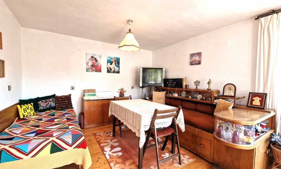 Продава КЪЩА, с. Планиница, област Перник, снимка 6 - Къщи - 53771107