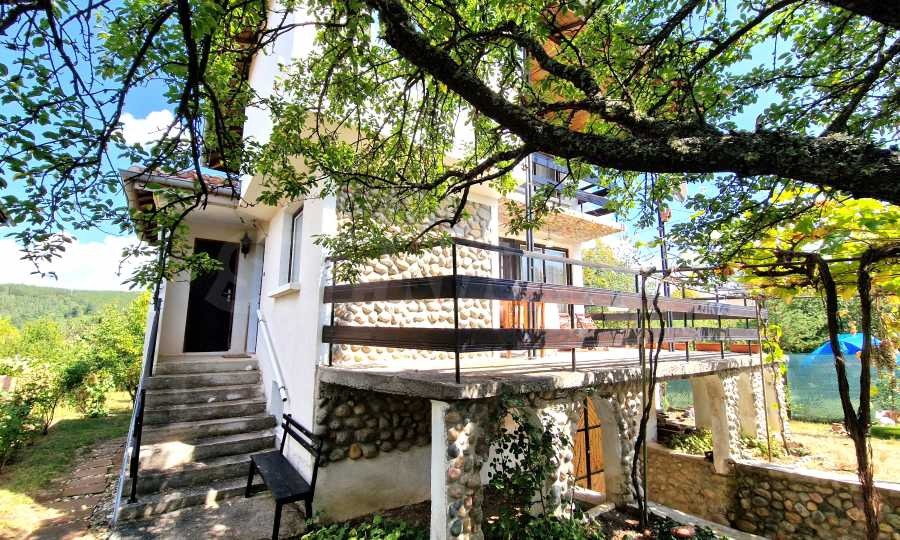 Продава КЪЩА, с. Планиница, област Перник, снимка 3 - Къщи - 53771107