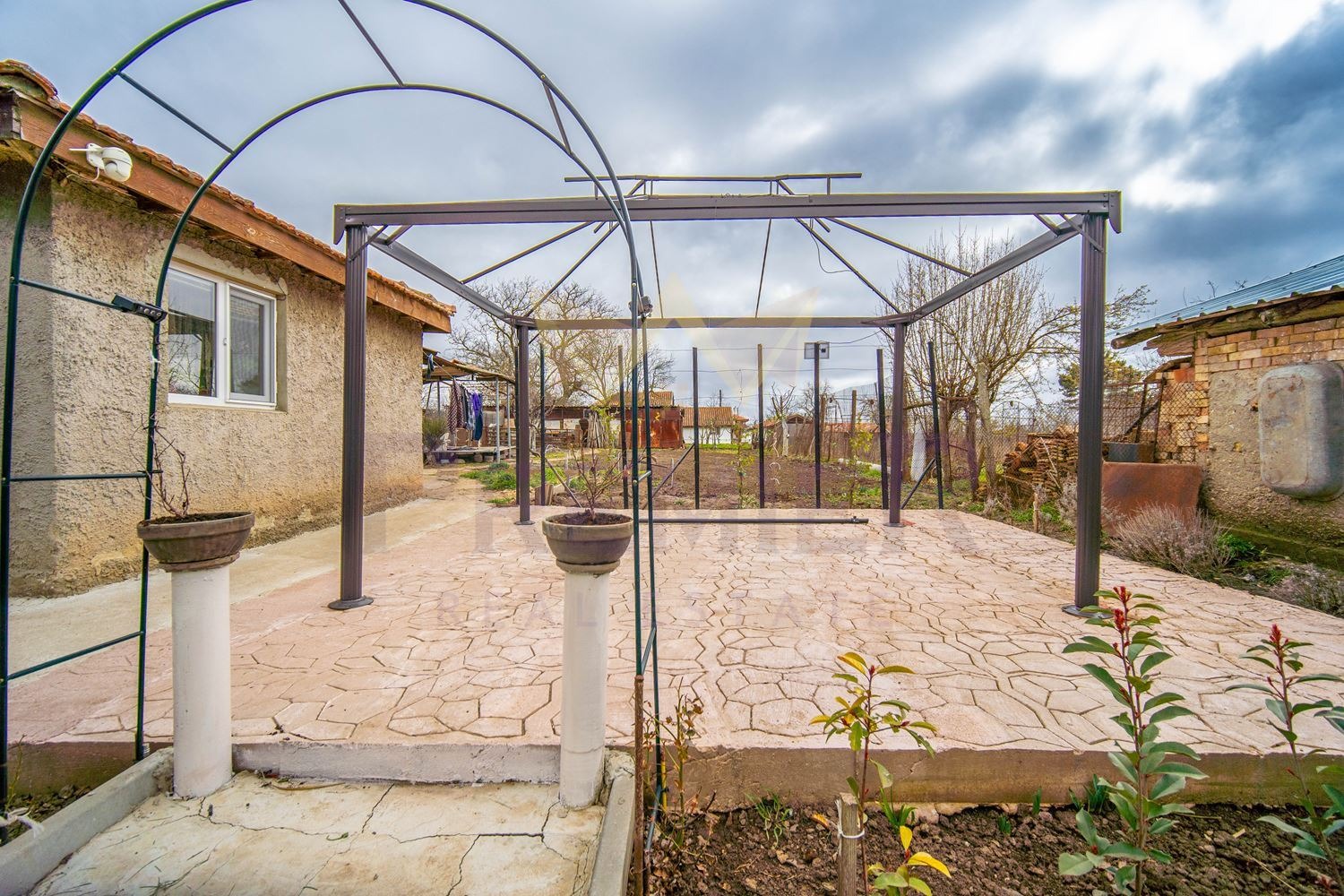 Продава КЪЩА, гр. Балчик, област Добрич, снимка 2 - Къщи - 53858734