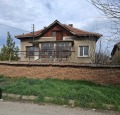 Продава КЪЩА, област Плевен, с. Горни Дъбник • 32950 € / 64444.60 лв. • 90858086 1