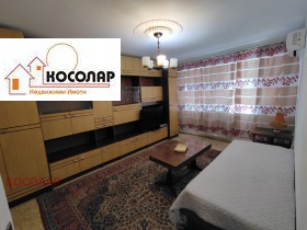 1 dormitorio Vazrazhdane, Ruse