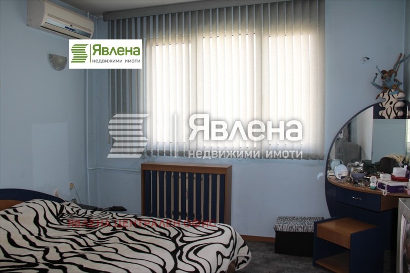 Продава 3-СТАЕН, гр. София, Света Троица, снимка 11 - Aпартаменти - 48955259