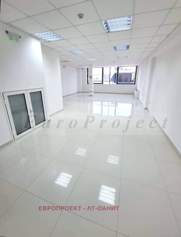 Eladó  Hivatal Sofia , Mladost 3 , 320 négyzetméter | 54119558 - kép [8]