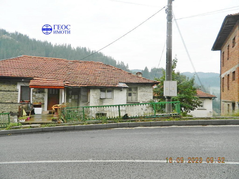 Продава  Къща област Смолян , с. Момчиловци , 182 кв.м | 10266595 - изображение [3]