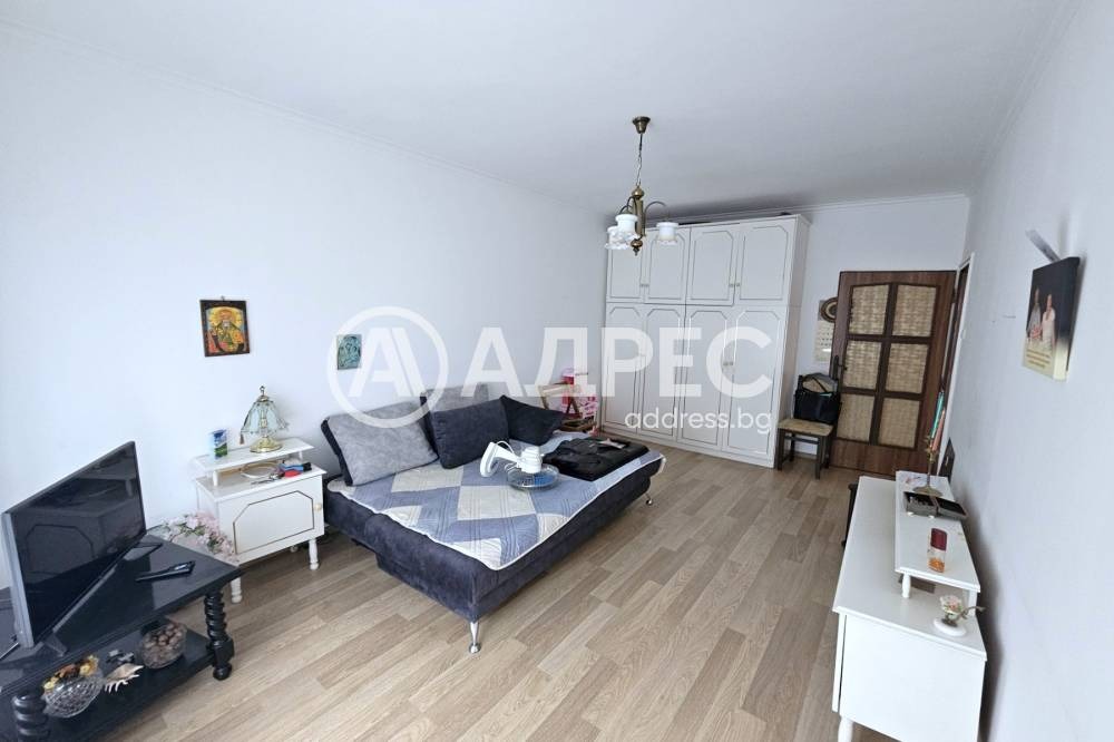 Продава 2-СТАЕН, гр. София, Надежда 4