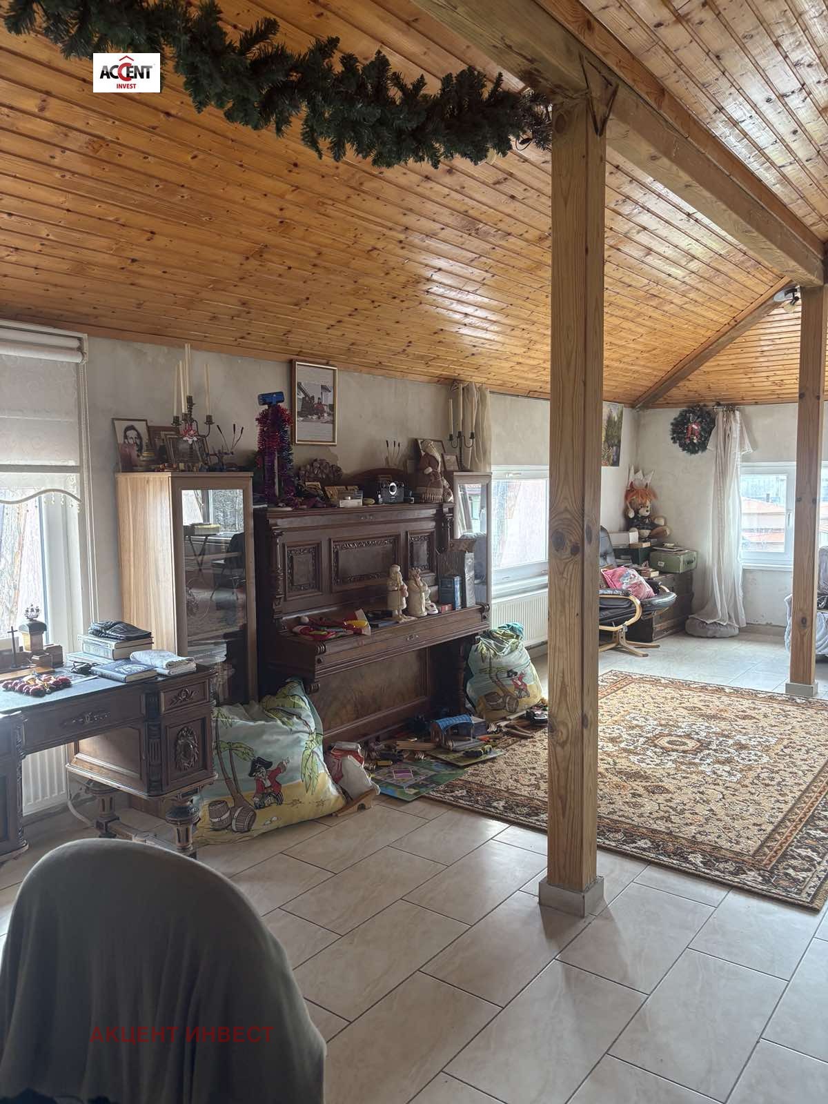 Продава КЪЩА, с. Шкорпиловци, област Варна, снимка 12 - Къщи - 53974863