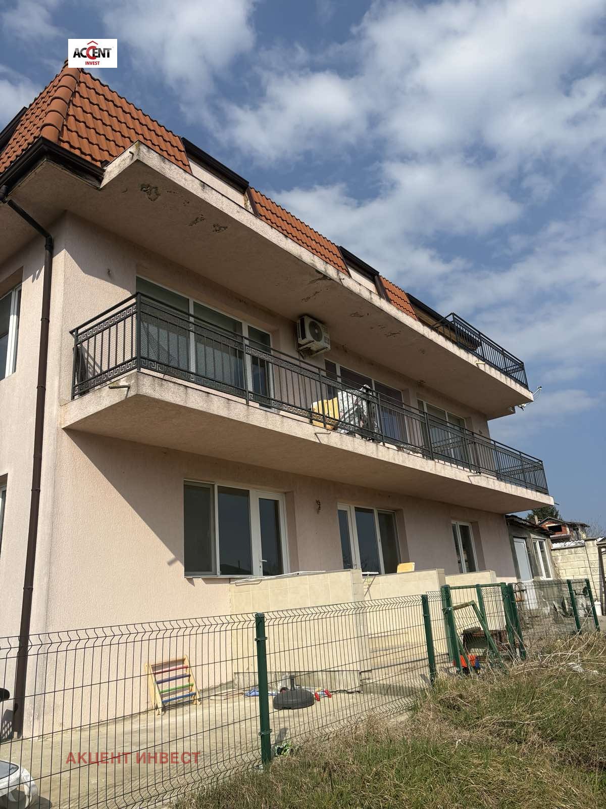 Продава КЪЩА, с. Шкорпиловци, област Варна, снимка 2 - Къщи - 53974863
