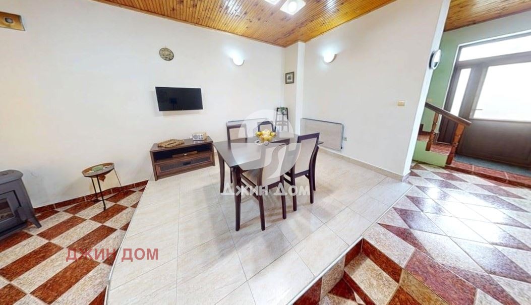 Продава КЪЩА, с. Порой, област Бургас, снимка 3 - Къщи - 55740957