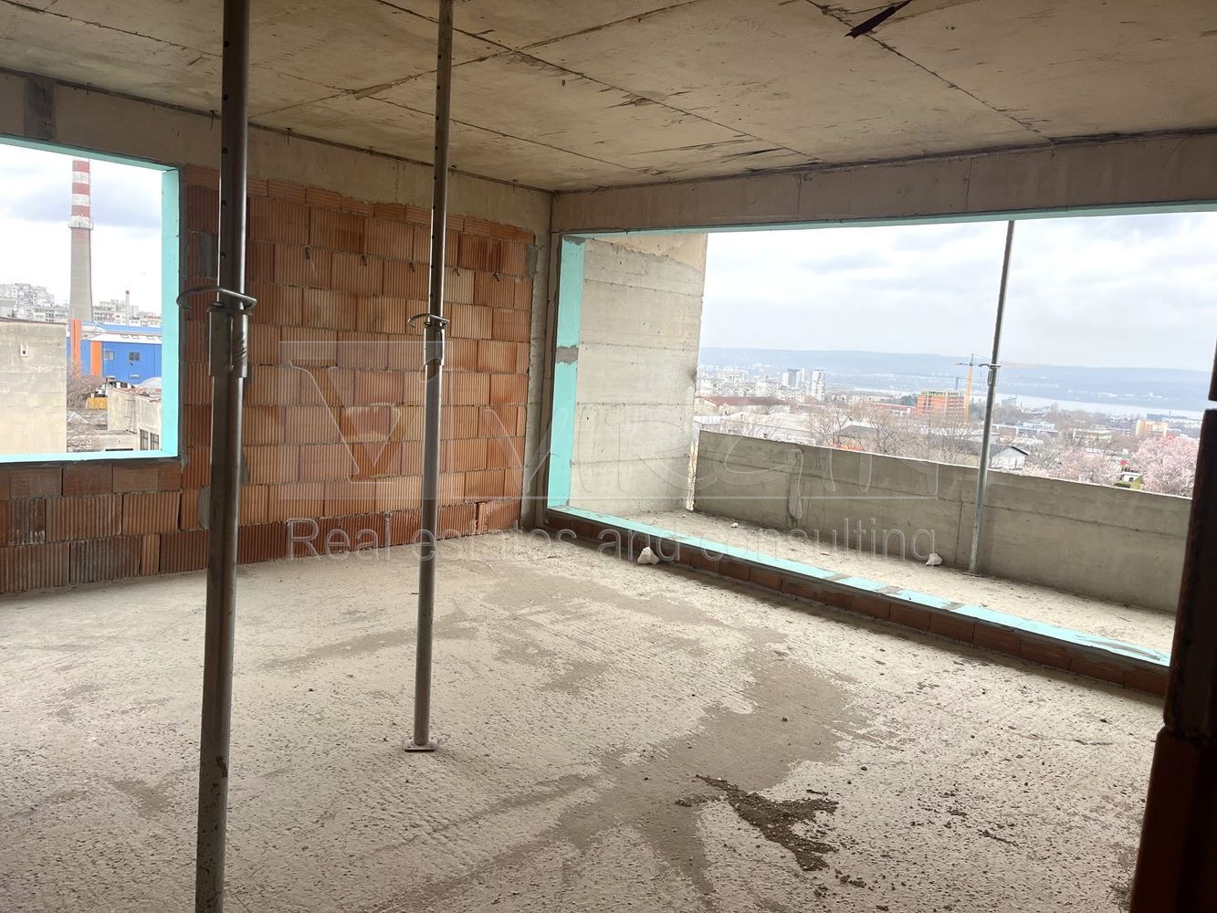 Продава 3-СТАЕН, гр. Варна, Кайсиева градина