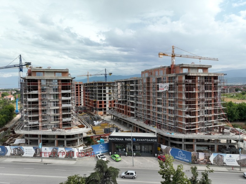 Na prodej  2 ložnice Plovdiv , Christo Smirnenski , 105 m2 | 44178492