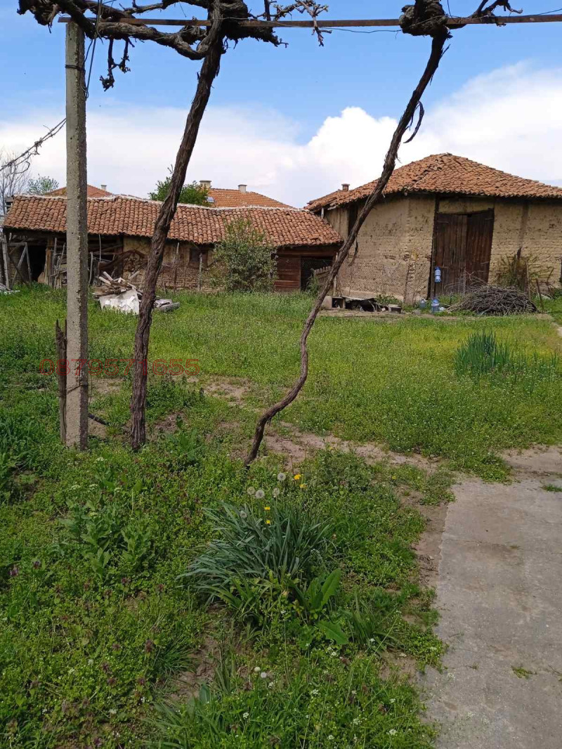 Продава КЪЩА, с. Гелеменово, област Пазарджик, снимка 2 - Къщи - 52779114