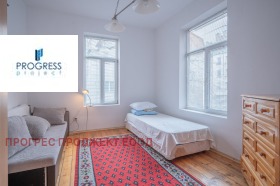 3 bedroom Tsentar, Sofia 9