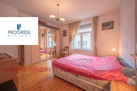 3 bedroom Tsentar, Sofia 6