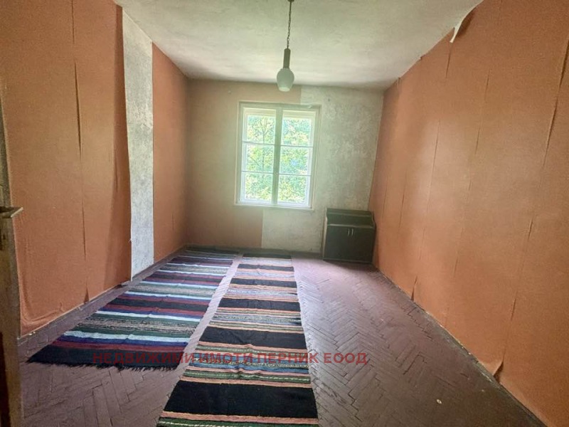 Продава  3-стаен град Перник , Изток , 91 кв.м | 31000677 - изображение [6]