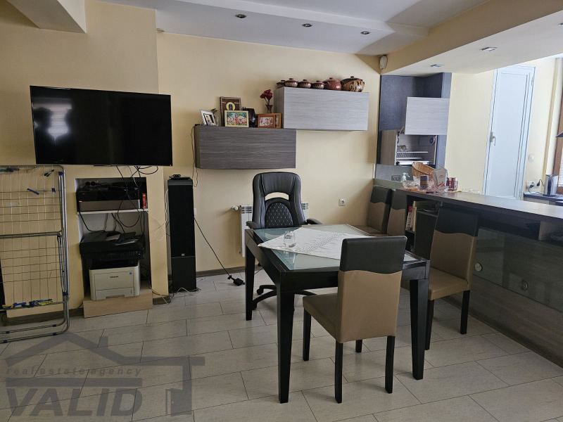 На продаж  2 спальні Русе , Широк център , 115 кв.м | 97483197 - зображення [5]