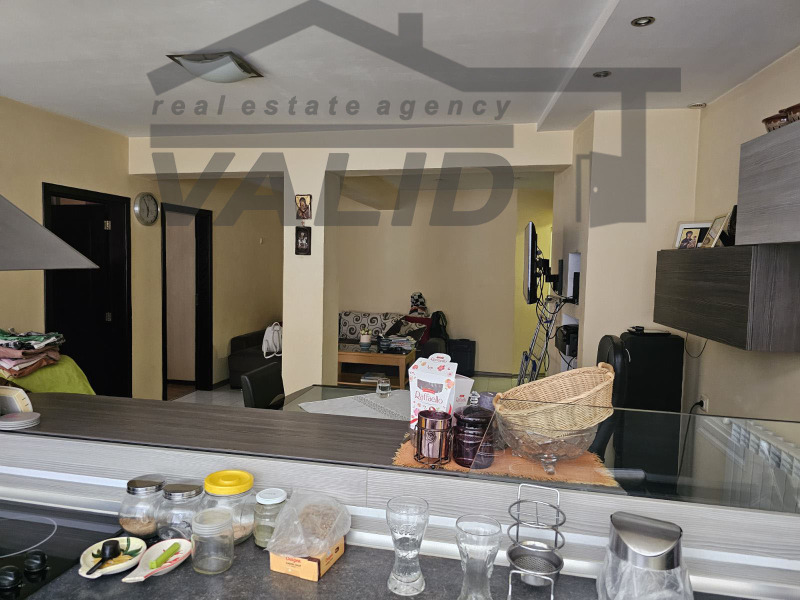 На продаж  2 спальні Русе , Широк център , 115 кв.м | 97483197