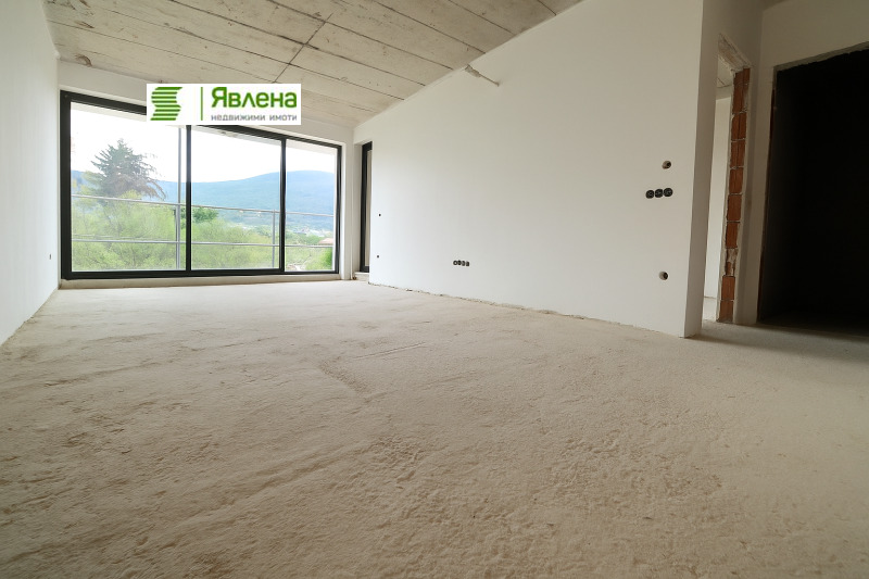 De vânzare  2 dormitoare Sofia , Crâstova vada , 116 mp | 64843318 - imagine [3]