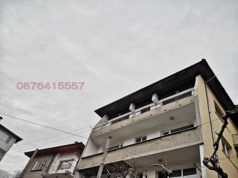 Продава ЕТАЖ ОТ КЪЩА, гр. Смолян, Горно Райково, снимка 2 - Етаж от къща - 52783734