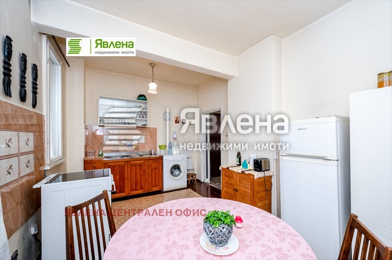 Продава КЪЩА, гр. София, Гео Милев, снимка 9 - Къщи - 47380303