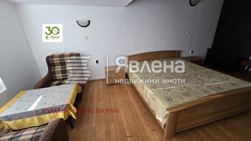 Продава КЪЩА, с. Долище, област Варна, снимка 8 - Къщи - 48018956