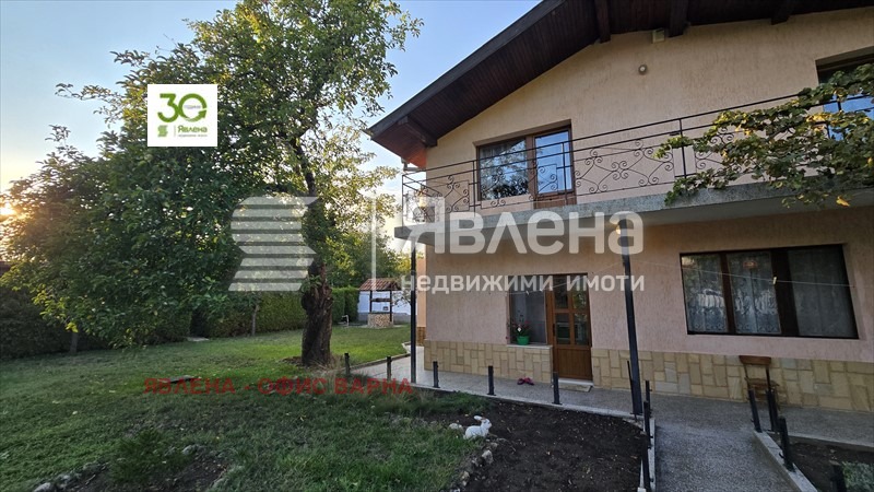 Продава КЪЩА, с. Долище, област Варна, снимка 1 - Къщи - 48018956