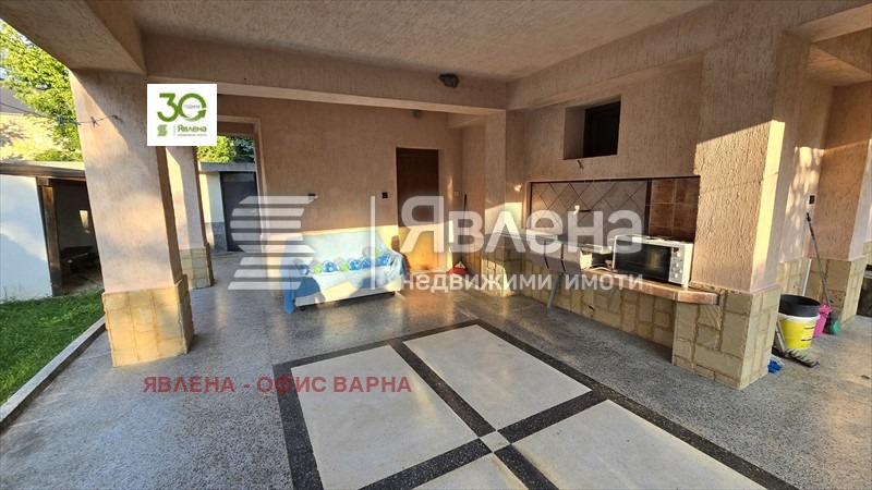 Продава КЪЩА, с. Долище, област Варна, снимка 3 - Къщи - 48018956