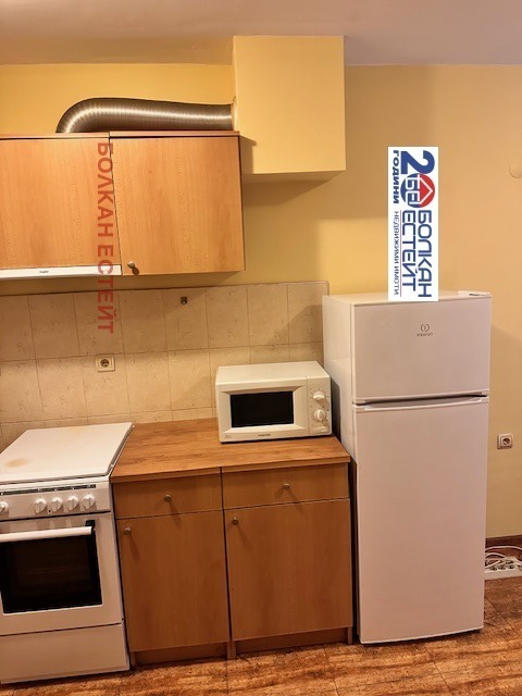 Продава 2-СТАЕН, гр. Велико Търново, Колю Фичето, снимка 3 - Апартаменти - 54879657
