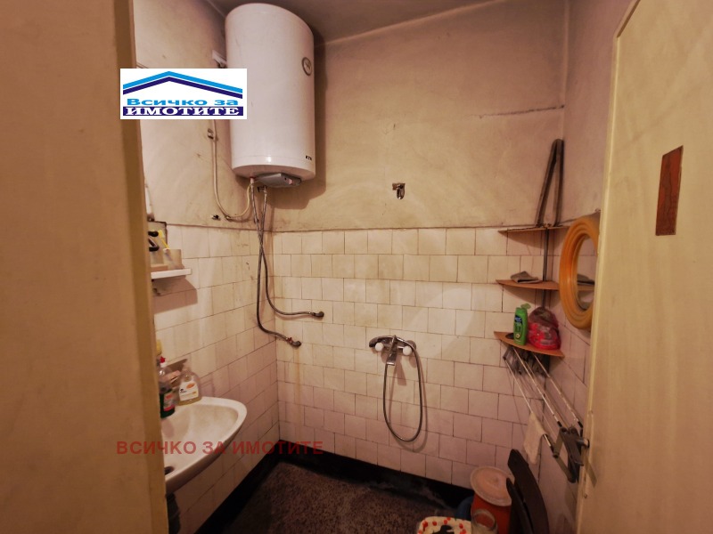 Продава  3-стаен град Русе , Хъшове , 110 кв.м | 15358057 - изображение [8]