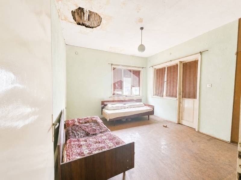 Продава КЪЩА, гр. Хасково, Център, снимка 7 - Къщи - 55358152