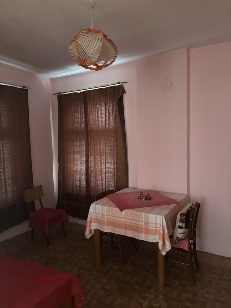 Продава ВИЛА, с. Устина, област Пловдив, снимка 9 - Вили - 52713911