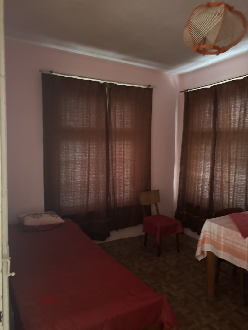 Продава ВИЛА, с. Устина, област Пловдив, снимка 10 - Вили - 52713911