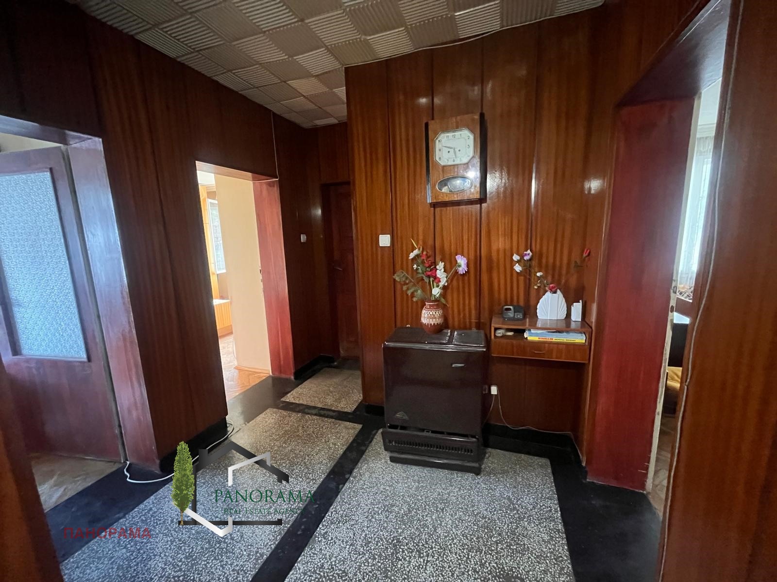 Продава ЕТАЖ ОТ КЪЩА, гр. Шумен, Пожарната, снимка 4 - Етаж от къща - 55831584