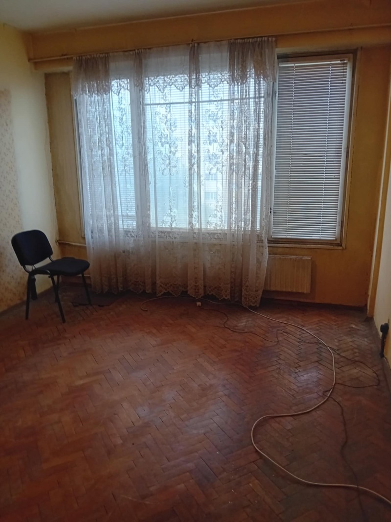 Продается  1 спальня Перник , Изток , 57 кв.м | 92899797 - изображение [3]