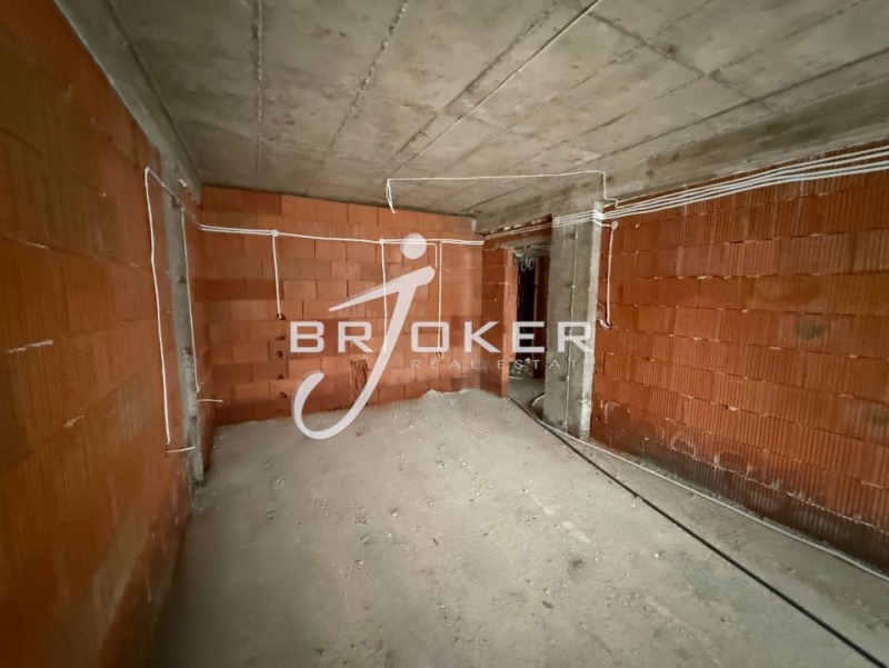 Продава 2-СТАЕН, гр. Кърджали, Възрожденци, снимка 3 - Апартаменти - 52444585