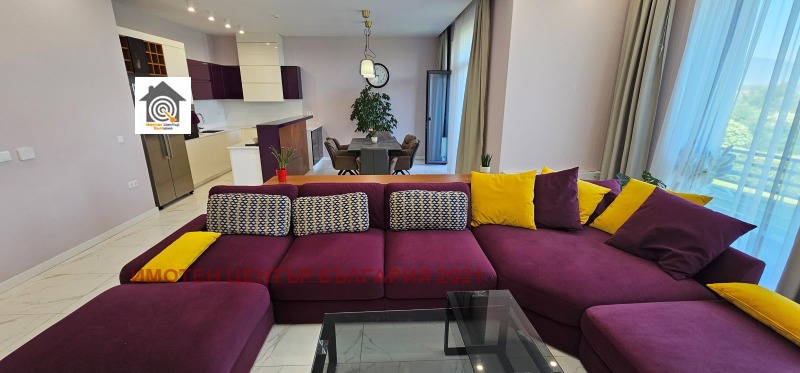 Til salg  Hus Sofia , German , 275 kvm | 71170681 - billede [2]
