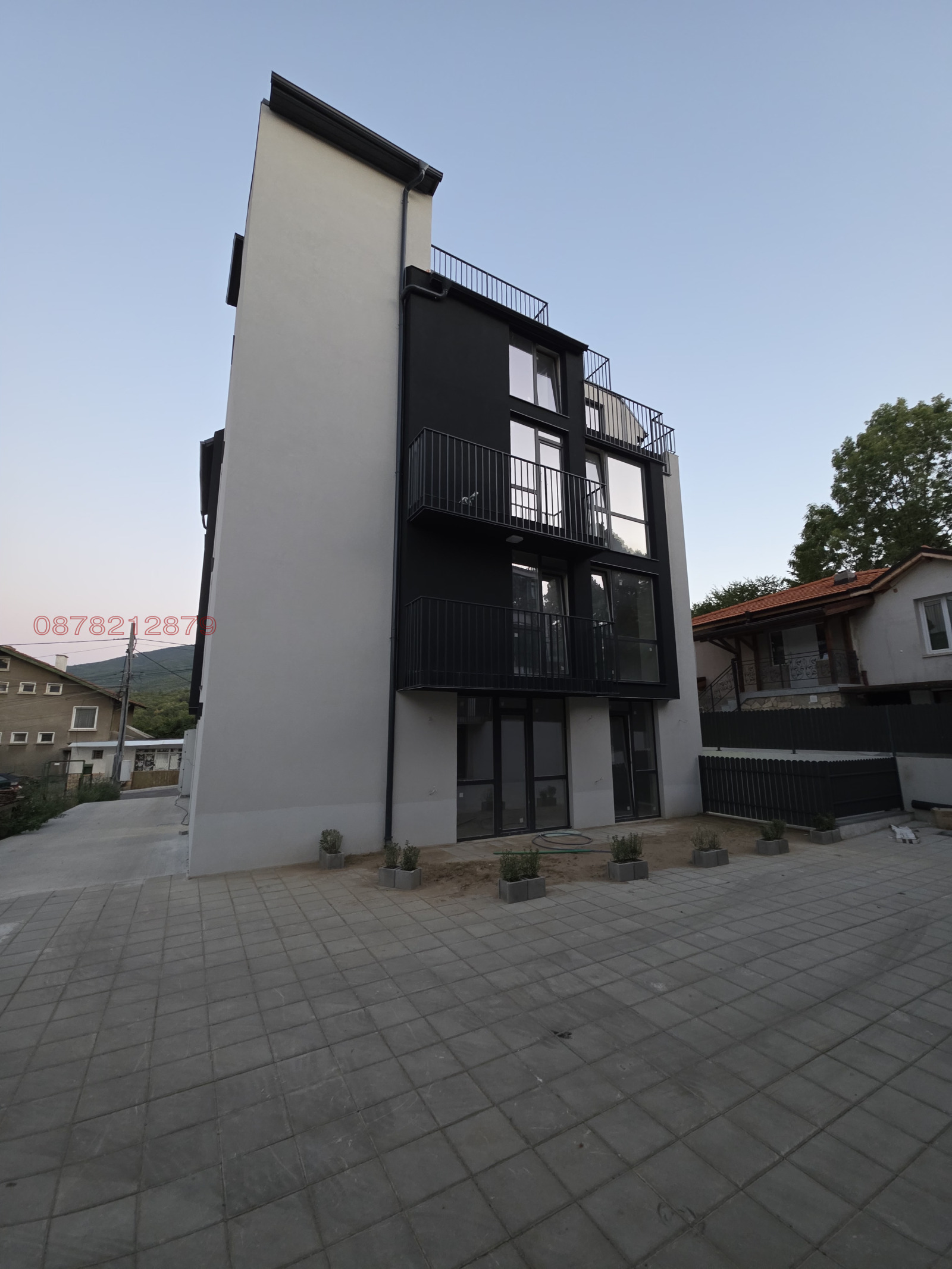Продава 3-СТАЕН, гр. София, Карпузица