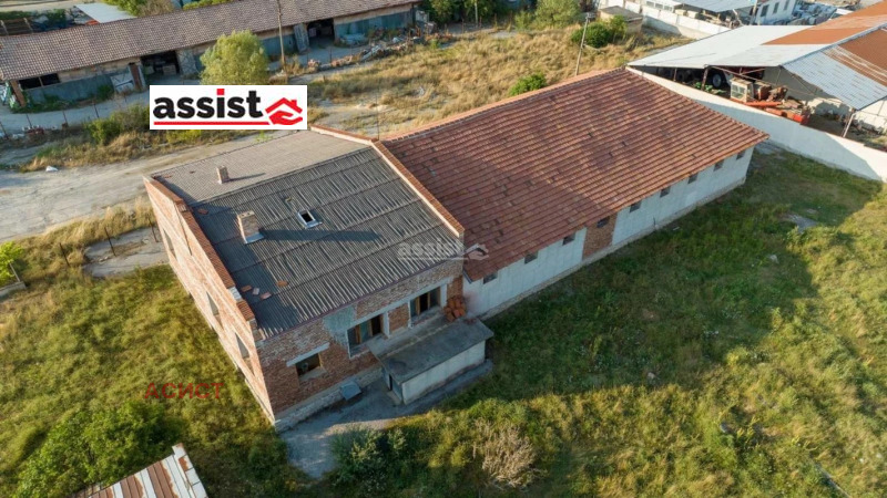 En venta  Edificio industrial región Sofia , Slivnitsa , 1584 metros cuadrados | 38892148 - imagen [3]