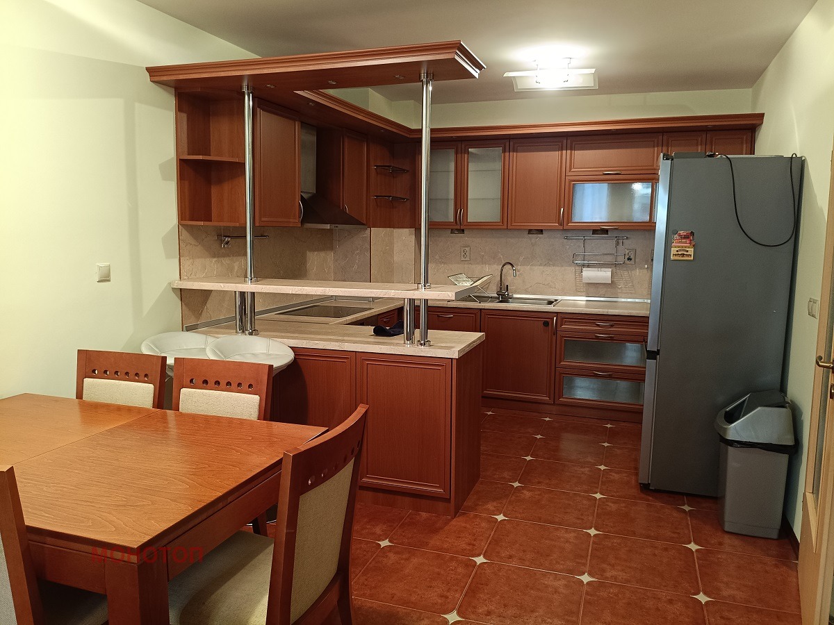 Продава 4-СТАЕН, гр. София, Лагера