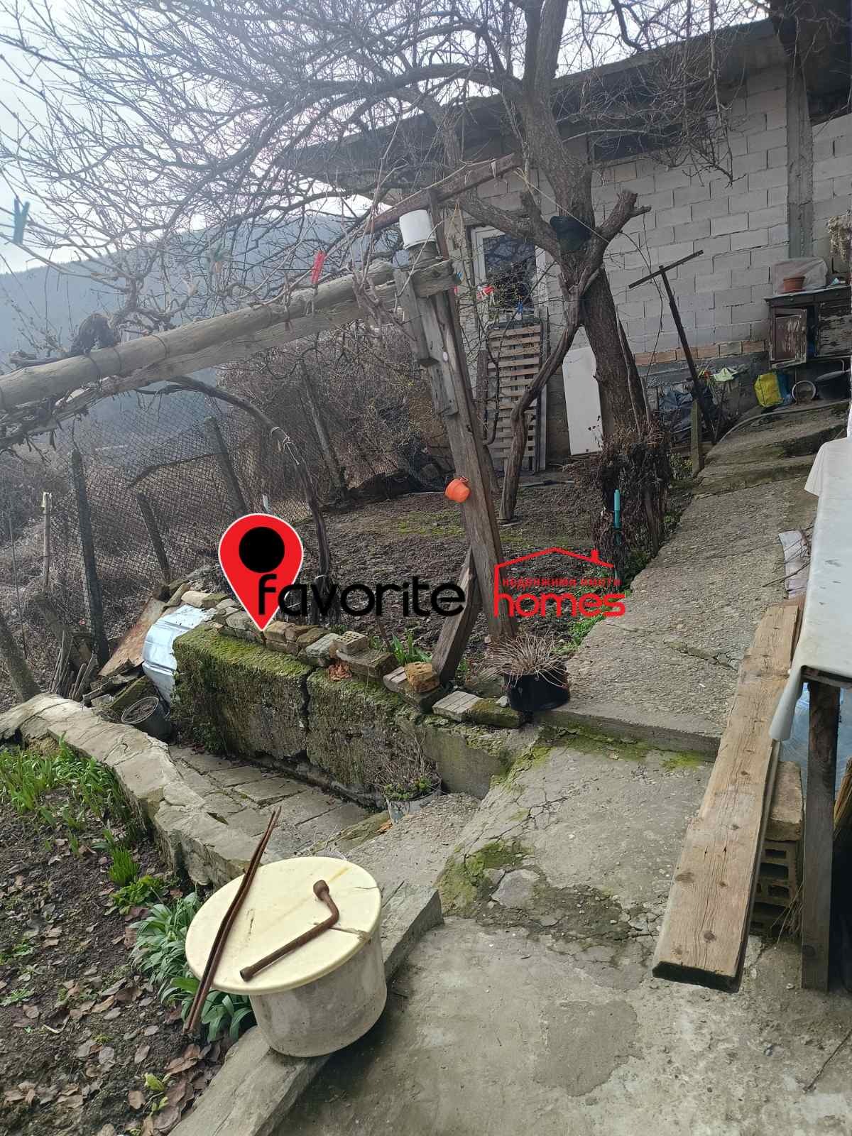 Продава КЪЩА, гр. Шумен, Боян Българанов 2, снимка 2 - Къщи - 53779094