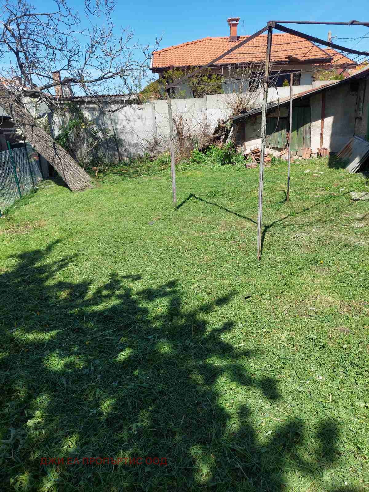 Продава КЪЩА, гр. Перник, Пригаров район