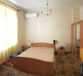 3+ bedroom Tsentar, Sofia 8