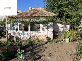 Продава къща град Добрич Балик - [1] 