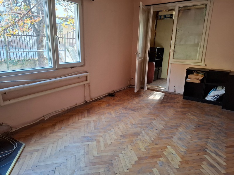 Продава 2-СТАЕН, гр. София, Борово